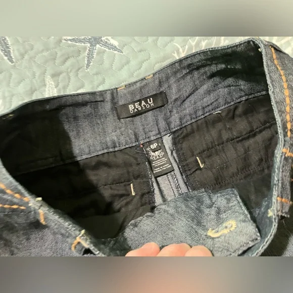 Beau Dawson Woman size 6P shorts - Picture 11 of 11